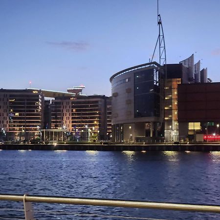 City Views Apartment Belfast Buitenkant foto