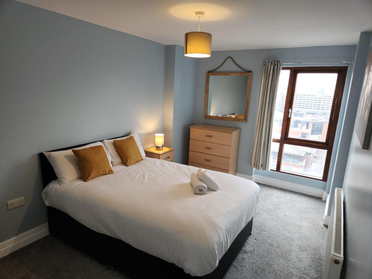 City Views Apartment Belfast Buitenkant foto