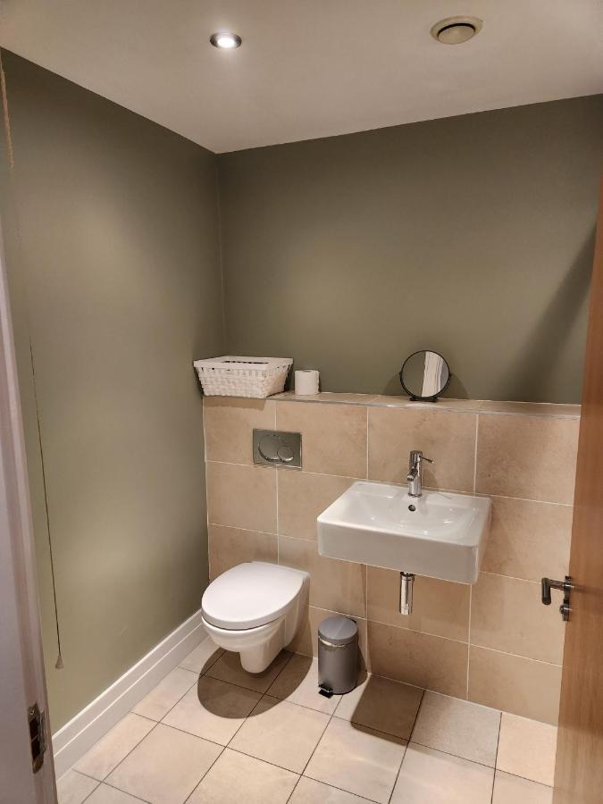 City Views Apartment Belfast Buitenkant foto